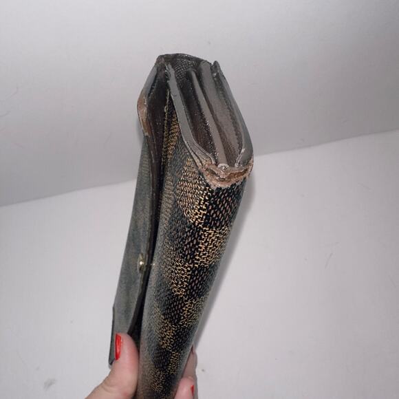 Authentic Louis Vuitton Damier Ebene Sarah Bifold Long Wallet - Picture 6 of 16